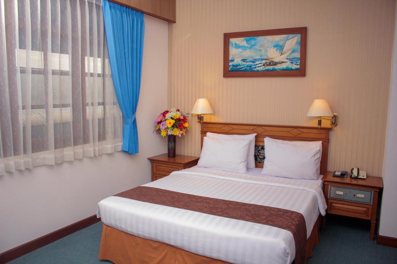 Sapta Nawa Resort 1 Gresik Eksteriør bilde