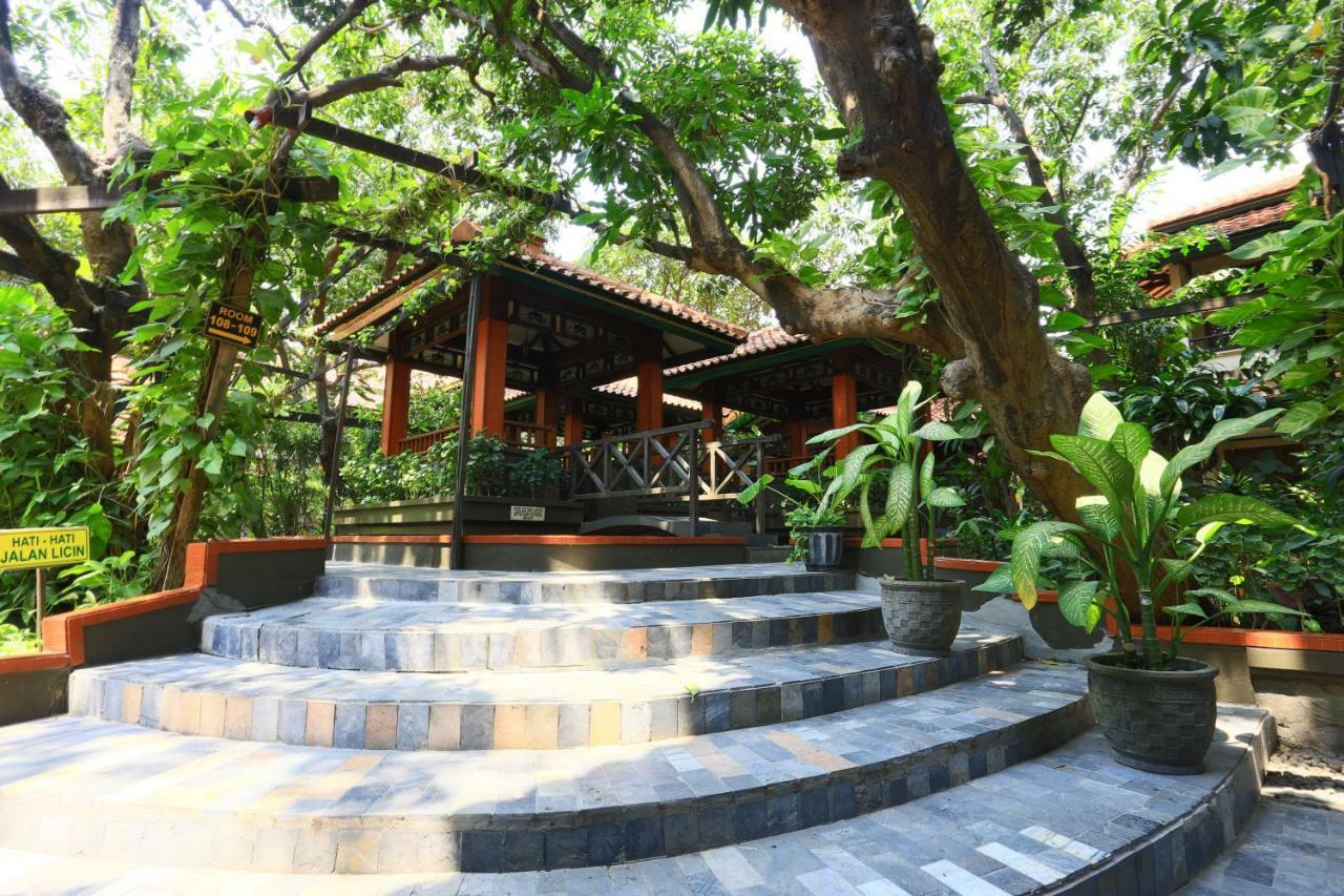 Sapta Nawa Resort 1 Gresik Eksteriør bilde