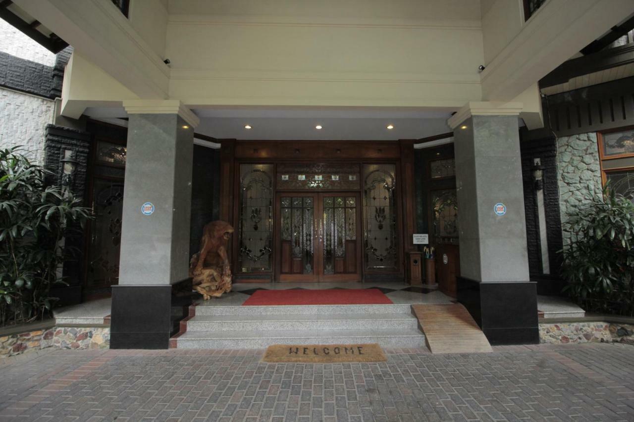 Sapta Nawa Resort 1 Gresik Eksteriør bilde
